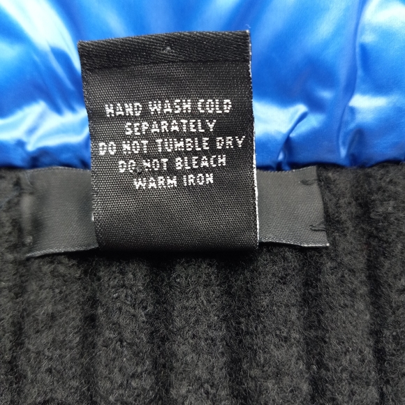 DKNY Royal Blue Puffer Scarf w/ Ribbed Knit Ends NWOT - Picture 8 of 9